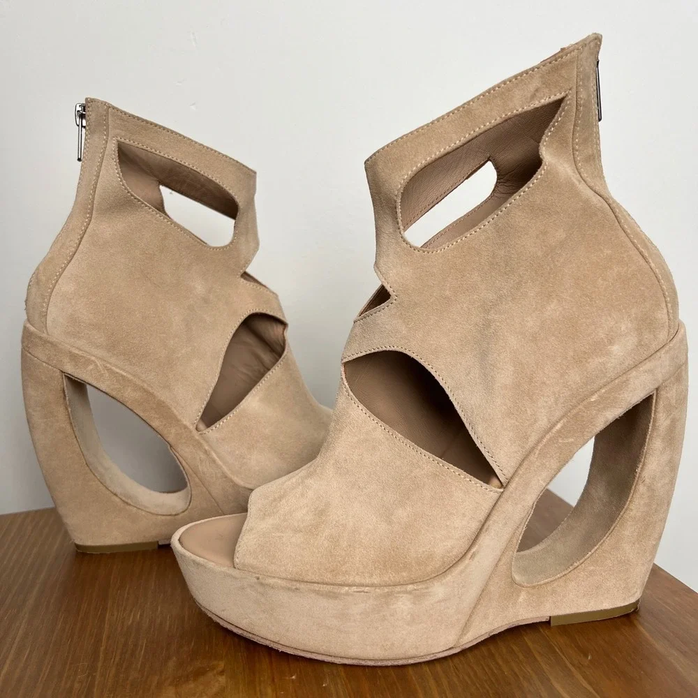 Authentic - Ann Demeulemeester Size 39 Suede Cutout Platform Wedge Booties Italy